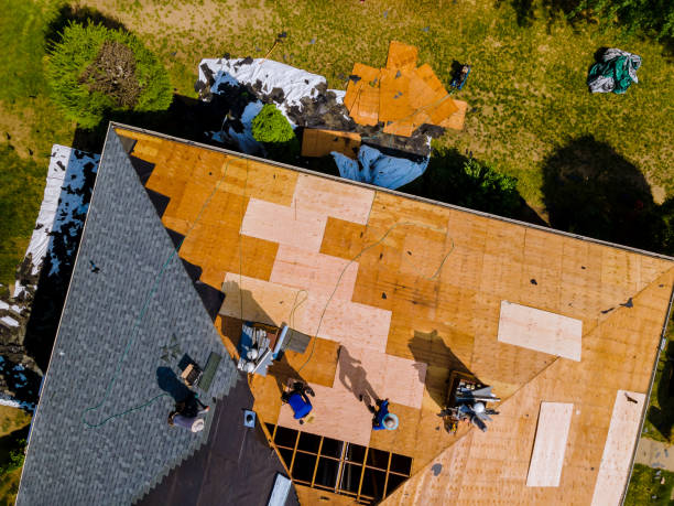 Quick and Trustworthy Emergency Roof Repair Services in Viola, IL